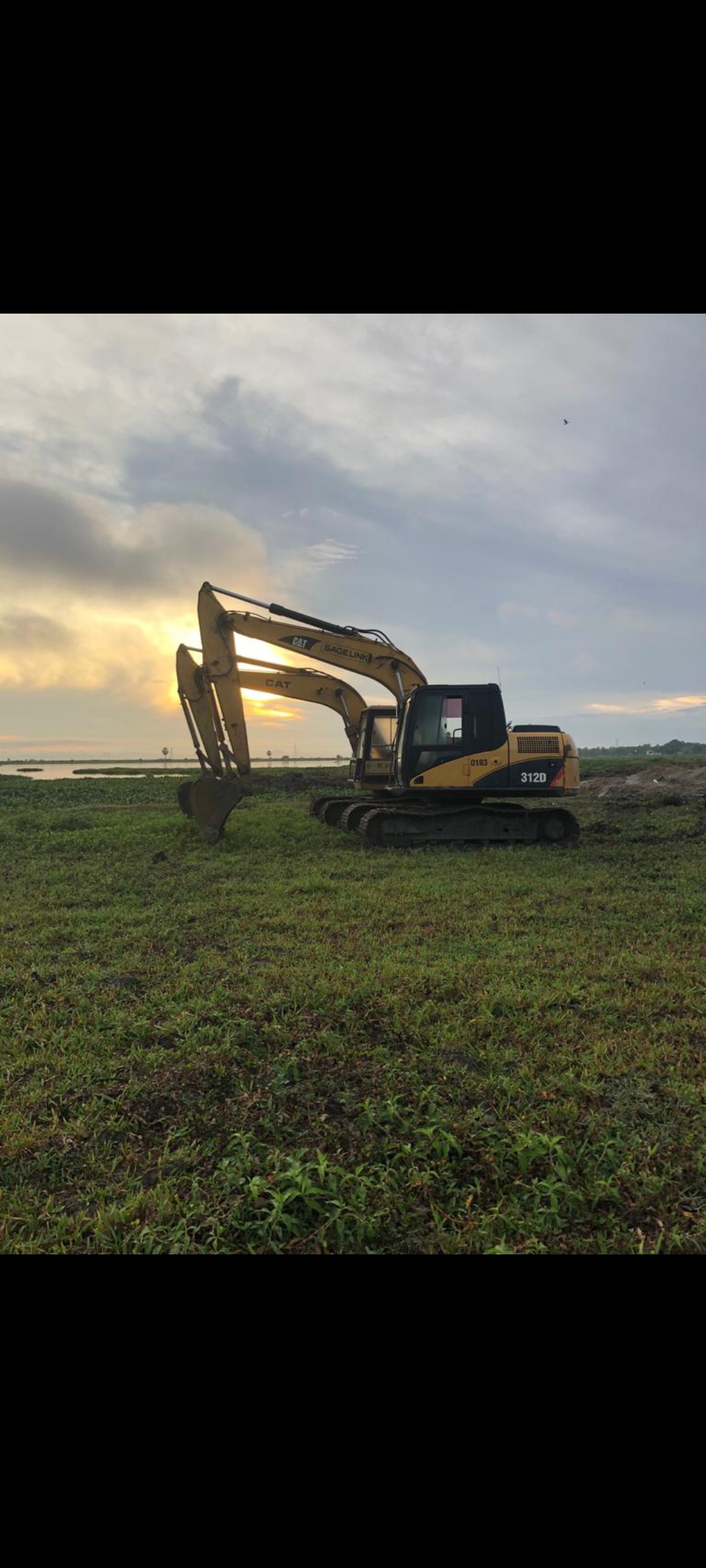 120 CAT Excavator